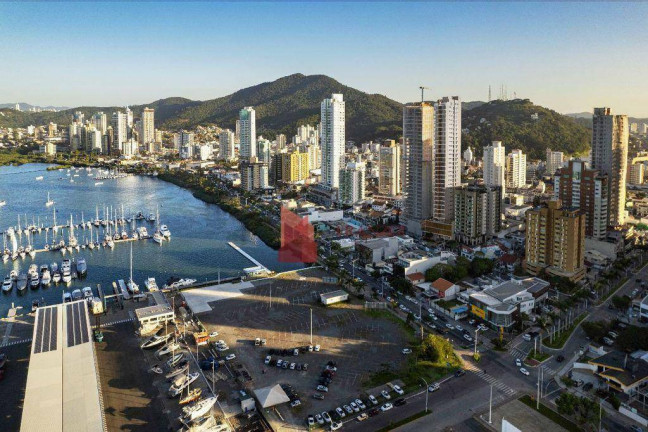 Imagem Apartamento com 3 Quartos à Venda, 175 m² em Fazenda - Itajaí Imagem Apartamento com 3 Quartos à Venda, 175 m² em Fazenda - Itajaí