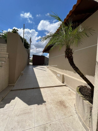 Imagem Casa com 3 Quartos à Venda, 399 m² em Pilarzinho - Curitiba