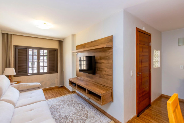 Imagem Sobrado com 3 Quartos à Venda, 118 m² em Campina Do Siqueira - Curitiba Imagem Sobrado com 3 Quartos à Venda, 118 m² em Campina Do Siqueira - Curitiba