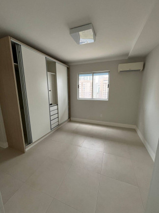 Imagem Apartamento com 3 Quartos para Alugar, 116 m² em Centro - Balneário Camboriú