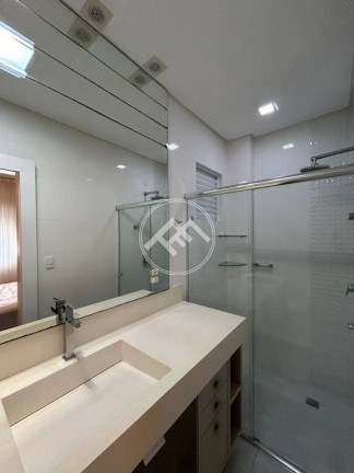 Imagem Apartamento com 4 Quartos à Venda, 222 m² em Meia Praia - Itapema Imagem Apartamento com 4 Quartos à Venda, 222 m² em Meia Praia - Itapema