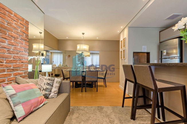 Imagem Apartamento com 2 Quartos à Venda, 56 m² em Santo Inácio - Curitiba Imagem Apartamento com 2 Quartos à Venda, 56 m² em Santo Inácio - Curitiba