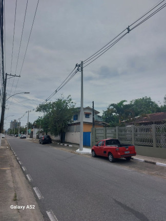 Sobrado com 3 Quartos à Venda, 100 m² em Macaguaçu - São José Dos Campos