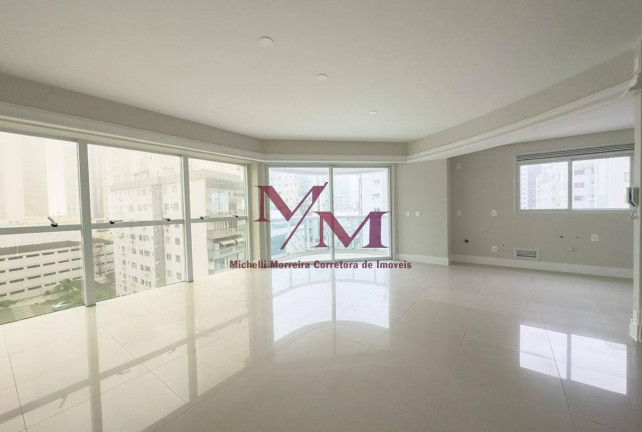 Imagem Apartamento com 3 Quartos à Venda, 142 m² em Centro - Balneário Camboriú Imagem Apartamento com 3 Quartos à Venda, 142 m² em Centro - Balneário Camboriú