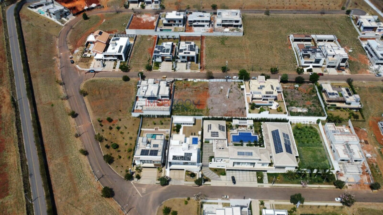 Imagem Terreno à Venda, 755 m² em Boa Vista - Atibaia Imagem Terreno à Venda, 755 m² em Boa Vista - Atibaia