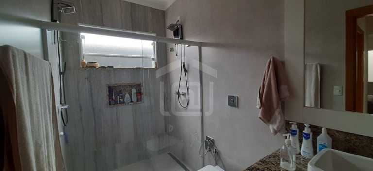 Imagem Casa com 3 Quartos à Venda, 300 m² em Loteamento Residencial Tiradentes - Poços De Caldas Imagem Casa com 3 Quartos à Venda, 300 m² em Loteamento Residencial Tiradentes - Poços De Caldas