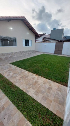 Imagem Casa com 3 Quartos à Venda, em Loty - Itanhaem Imagem Casa com 3 Quartos à Venda, em Loty - Itanhaem