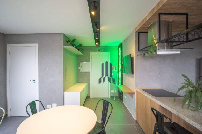 Imagem Apartamento com 2 Quartos para Alugar, 61 m² em Novo Mundo - Curitiba Imagem Apartamento com 2 Quartos para Alugar, 61 m² em Novo Mundo - Curitiba