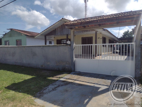 Imagem Casa com 2 Quartos à Venda, 375 m² em Piçarras - Guaratuba Imagem Casa com 2 Quartos à Venda, 375 m² em Piçarras - Guaratuba