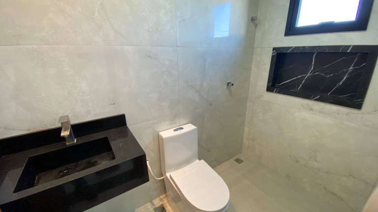 Imagem Casa com 3 Quartos à Venda, 141 m² em Tijucal - Cuiabá Imagem Casa com 3 Quartos à Venda, 141 m² em Tijucal - Cuiabá