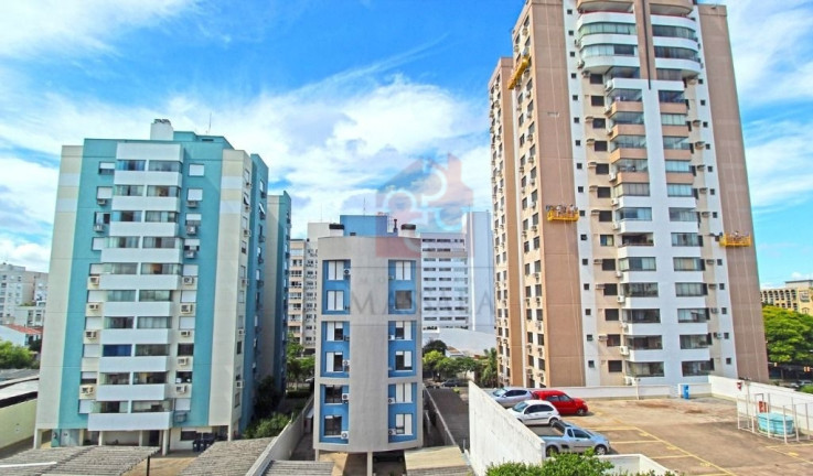 Imagem Imóvel à Venda, 40 m² em Menino Deus - Porto Alegre Imagem Imóvel à Venda, 40 m² em Menino Deus - Porto Alegre