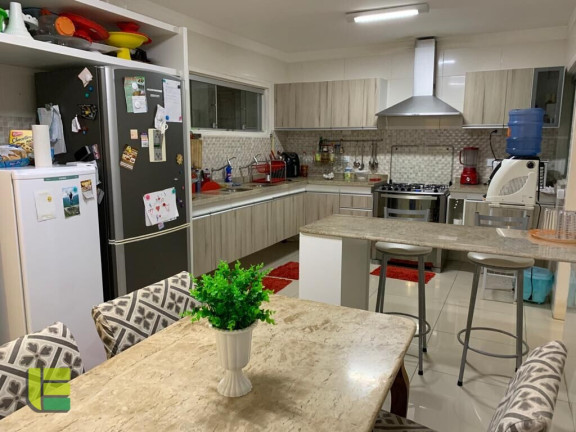 Imagem Casa com 6 Quartos à Venda, 450 m² em Jardim Atlântico - Olinda Imagem Casa com 6 Quartos à Venda, 450 m² em Jardim Atlântico - Olinda