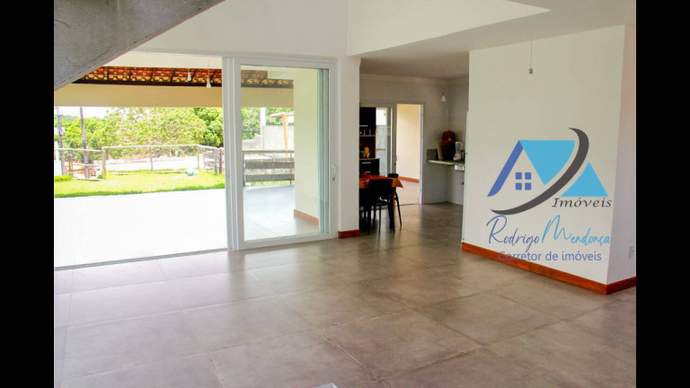 Imagem Casa com 4 Quartos à Venda, 260 m² em Portão - Lauro De Freitas Imagem Casa com 4 Quartos à Venda, 260 m² em Portão - Lauro De Freitas