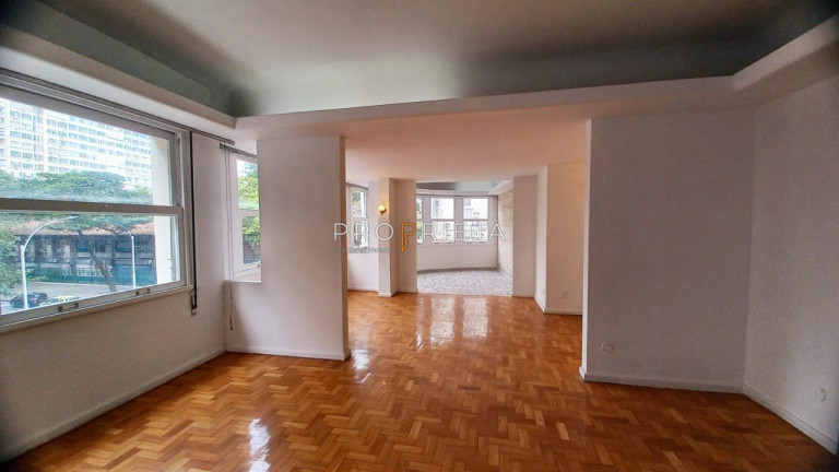 Imagem Apartamento com 3 Quartos à Venda, 187 m² em Copacabana - Rio De Janeiro