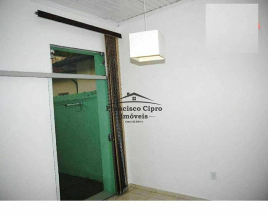 Imagem Casa com 3 Quartos à Venda, 95 m² em Centro - Guaratinguetá Imagem Casa com 3 Quartos à Venda, 95 m² em Centro - Guaratinguetá