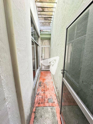 Imagem Casa com 5 Quartos à Venda, 211 m² em Centro - Fortaleza