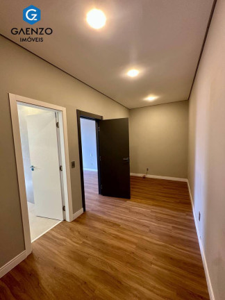 Imagem Casa de Condomínio com 4 Quartos à Venda, 320 m² em Cidade Tamboré - Santana De Parnaíba Imagem Casa de Condomínio com 4 Quartos à Venda, 320 m² em Cidade Tamboré - Santana De Parnaíba