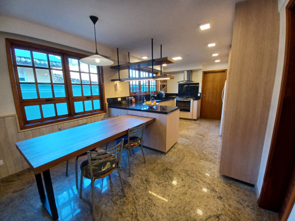 Imagem Casa com 3 Quartos à Venda, 480 m² em Residencial Morada Dos Lagos - Barueri Imagem Casa com 3 Quartos à Venda, 480 m² em Residencial Morada Dos Lagos - Barueri
