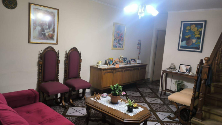 Imagem Casa com 4 Quartos à Venda, 180 m² em Campestre - Santo André