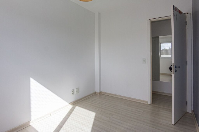 Imagem Casa com 3 Quartos à Venda, 141 m² em Lomba Do Pinheiro - Porto Alegre Imagem Casa com 3 Quartos à Venda, 141 m² em Lomba Do Pinheiro - Porto Alegre