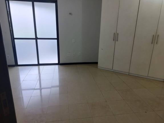 Imagem Casa com 4 Quartos à Venda,  em Parque Verde - Belém