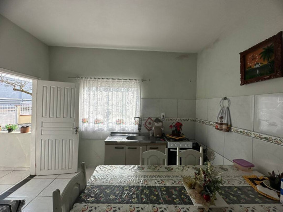 Imagem Casa com 6 Quartos à Venda, 200 m² em Centro - Balneário Barra Do Sul Imagem Casa com 6 Quartos à Venda, 200 m² em Centro - Balneário Barra Do Sul