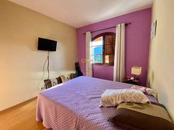 Imagem Casa com 3 Quartos à Venda, 250 m² em Várzea - Teresópolis Imagem Casa com 3 Quartos à Venda, 250 m² em Várzea - Teresópolis