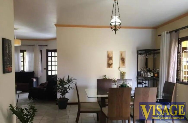 Imagem Casa com 3 Quartos à Venda, 250 m² em Cidade Jardim - Jacareí Imagem Casa com 3 Quartos à Venda, 250 m² em Cidade Jardim - Jacareí