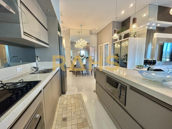Imagem Cobertura com 2 Quartos à Venda, 167 m² em Santo Antônio - Joinville
