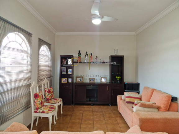 Imagem Casa com 3 Quartos à Venda, 250 m² em Jardim Paraíso - Botucatu Imagem Casa com 3 Quartos à Venda, 250 m² em Jardim Paraíso - Botucatu