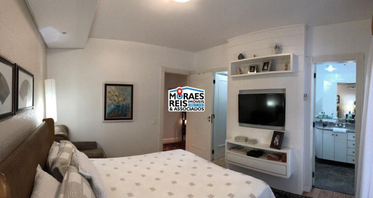 Imagem Apartamento com 4 Quartos para Alugar, 415 m² em Centro - Florianópolis Imagem Apartamento com 4 Quartos para Alugar, 415 m² em Centro - Florianópolis