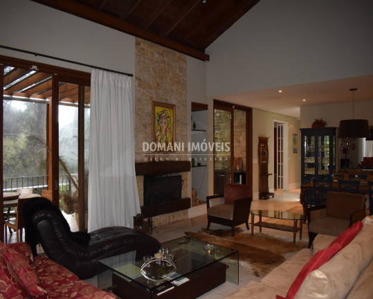 Imagem Casa com 4 Quartos à Venda, 405 m² em Região Do Vale Encantado - Campos Do Jordão Imagem Casa com 4 Quartos à Venda, 405 m² em Região Do Vale Encantado - Campos Do Jordão