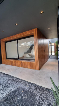 Imagem Sobrado com 3 Quartos à Venda, 187 m² em Jardim Sofia - Joinville Imagem Sobrado com 3 Quartos à Venda, 187 m² em Jardim Sofia - Joinville