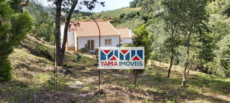Imagem Casa com 4 Quartos à Venda, 220 m² em Lisboa - Lisboa Imagem Casa com 4 Quartos à Venda, 220 m² em Lisboa - Lisboa