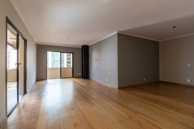 Imagem Apartamento com 3 Quartos à Venda, 209 m² em Itaim Bibi - São Paulo Imagem Apartamento com 3 Quartos à Venda, 209 m² em Itaim Bibi - São Paulo