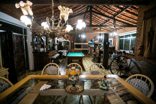 Imagem Imóvel com 9 Quartos à Venda, 48.000 m² em Centro - Mairiporã Imagem Imóvel com 9 Quartos à Venda, 48.000 m² em Centro - Mairiporã