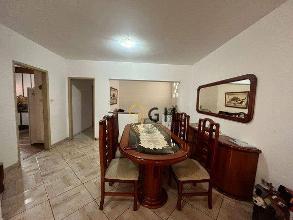 Imagem Casa com 6 Quartos à Venda, 220 m² em Parque Brasil - Jacareí Imagem Casa com 6 Quartos à Venda, 220 m² em Parque Brasil - Jacareí