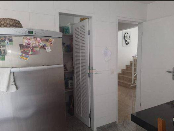 Imagem Casa com 4 Quartos à Venda, 250 m² em Piratininga - Niterói Imagem Casa com 4 Quartos à Venda, 250 m² em Piratininga - Niterói