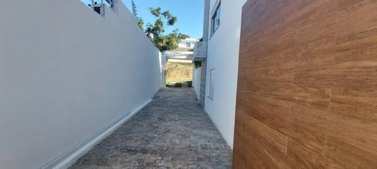Imagem Casa com 3 Quartos à Venda, 350 m² em João Paulo - Florianópolis