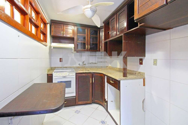 Imagem Imóvel com 3 Quartos à Venda,  em Tristeza - Porto Alegre