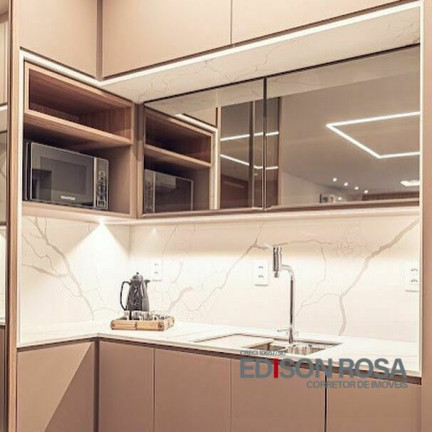 Imagem Apartamento com 3 Quartos à Venda, 102 m² em Centro - Florianópolis Imagem Apartamento com 3 Quartos à Venda, 102 m² em Centro - Florianópolis