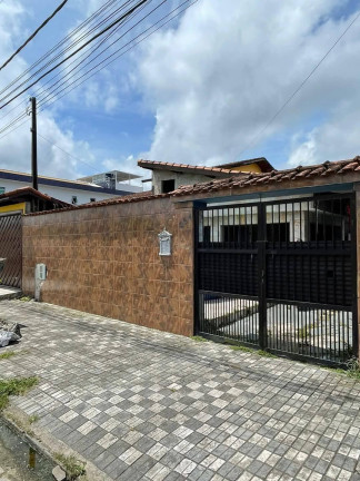 Casa com 3 Quartos à Venda,  em Mongaguá