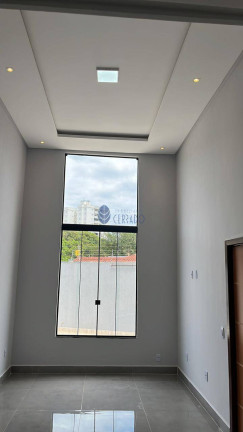 Imagem Casa com 3 Quartos à Venda, 370 m² em Centro - Anápolis Imagem Casa com 3 Quartos à Venda, 370 m² em Centro - Anápolis