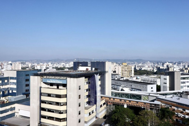 Imagem Apartamento com 1 Quarto à Venda, 45 m² em Centro Histórico - Porto Alegre Imagem Apartamento com 1 Quarto à Venda, 45 m² em Centro Histórico - Porto Alegre