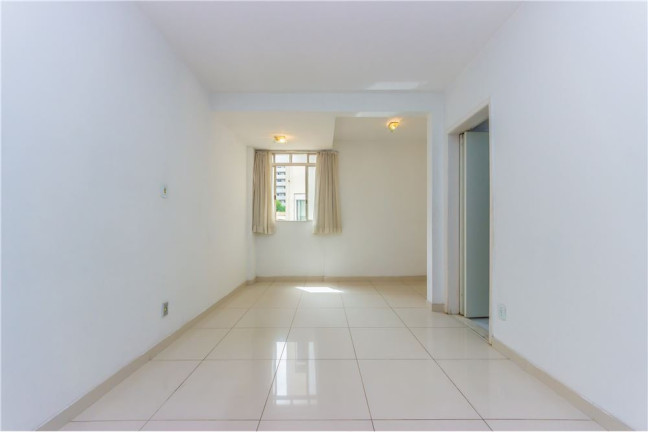 Imagem Imóvel com 3 Quartos à Venda, em Pinheiros - São Paulo Imagem Imóvel com 3 Quartos à Venda, em Pinheiros - São Paulo