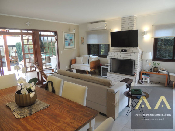 Imagem Casa com 3 Quartos à Venda ou Locação, 259 m² em Alphaville - Santana De Parnaíba