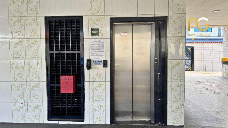 Imagem Kitnet com 1 Quarto à Venda, 30 m² em Vila Assunção - Praia Grande Imagem Kitnet com 1 Quarto à Venda, 30 m² em Vila Assunção - Praia Grande