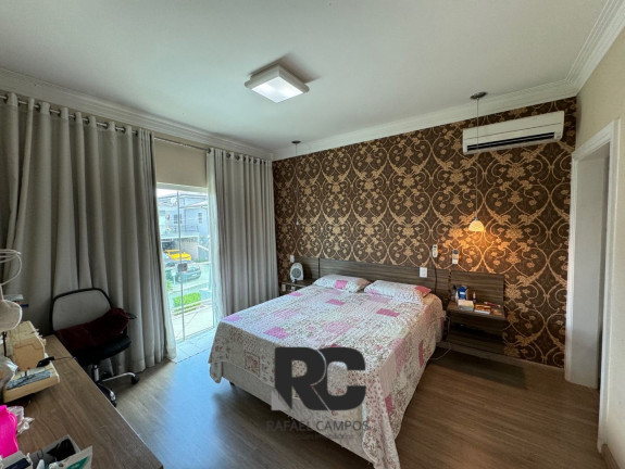 Imagem Casa com 4 Quartos à Venda, 260 m² em Aruã - Mogi Das Cruzes Imagem Casa com 4 Quartos à Venda, 260 m² em Aruã - Mogi Das Cruzes