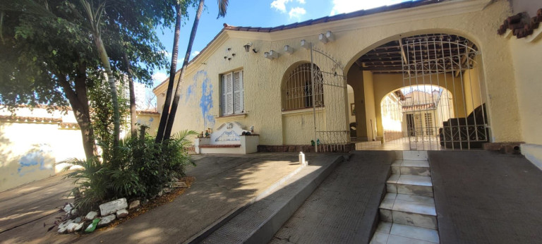 Imagem Imóvel com 3 Quartos à Venda, 260 m² em Centro - Piracicaba