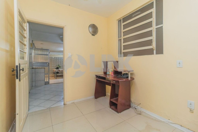 Imagem Casa com 3 Quartos à Venda, 180 m² em Sarandi - Porto Alegre Imagem Casa com 3 Quartos à Venda, 180 m² em Sarandi - Porto Alegre
